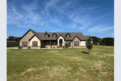 499 Christian Way, Azle, TX 76020 - Photo 1