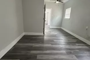 3501 Latimer St, Dallas, TX 75215 - Photo 9
