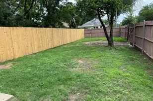 3501 Latimer St, Dallas, TX 75215 - Photo 5