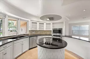 3603 Yorkshire Dr, Arlington, TX 76013 - Photo 15