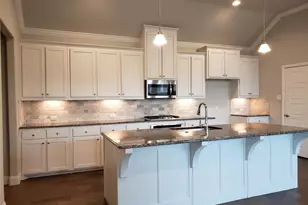 940 Parkside Dr, Argyle, TX 76226 - Photo 7