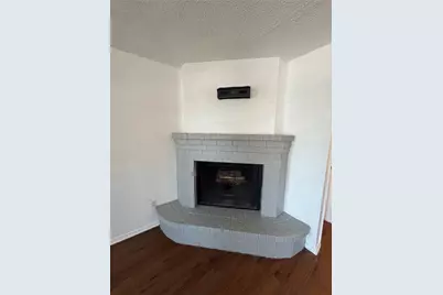 3078 W Sycamore Circle, Euless, TX 76040 - Photo 5