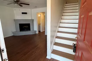 3078 W Sycamore Cir, Euless, TX 76040 - Photo 3