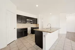 2601 Stonewall Ln, Fort Worth, TX 76123 - Photo 9