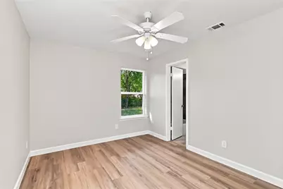 2730 Ridgewood Street, Irving, TX 75062 - Photo 15