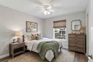 2730 Ridgewood St, Irving, TX 75062 - Photo 19