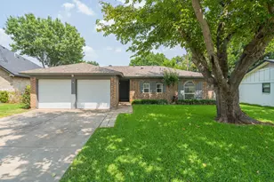 6980 Cox Ln, North Richland Hills, TX 76182 - Photo 1