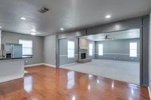 6980 Cox Ln, North Richland Hills, TX 76182 - Photo 3