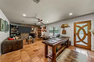 266 Childress Creek Dr, China Spring, TX 76633 - Photo 3