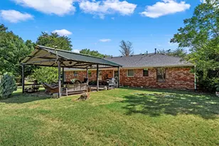 266 Childress Creek Dr, China Spring, TX 76633 - Photo 23