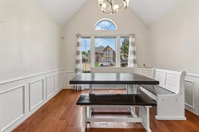 200 Sherwood Court, Irving, TX 75061 - Photo 5