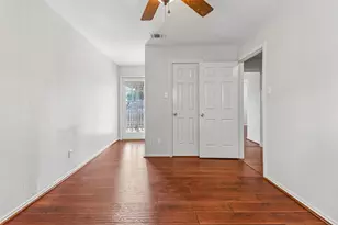 200 Sherwood Ct, Irving, TX 75061 - Photo 23