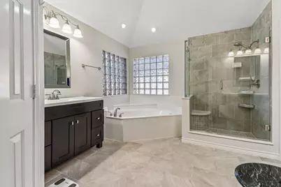200 Sherwood Court, Irving, TX 75061 - Photo 15