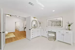 5706 Club Hill Cir, Dallas, TX 75248 - Photo 13