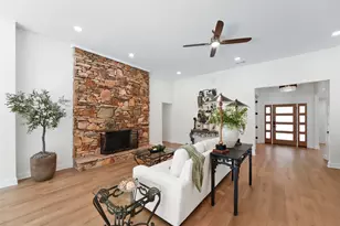 5706 Club Hill Cir, Dallas, TX 75248 - Photo 5
