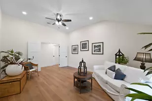 5706 Club Hill Cir, Dallas, TX 75248 - Photo 19