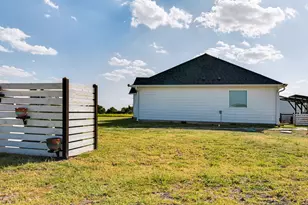 2433 Trlica Rd, West, TX 76691 - Photo 31