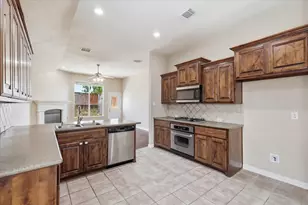 2725 Waterdance Dr, Little Elm, TX 75068 - Photo 3