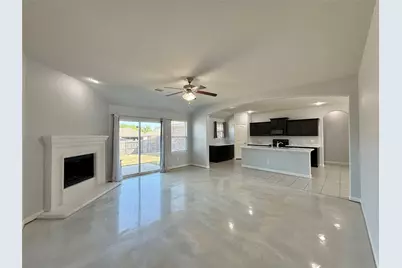 2126 Candace Drive, Lancaster, TX 75146 - Photo 3