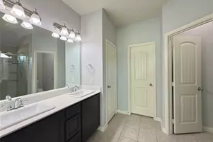 2126 Candace Dr, Lancaster, TX 75146 - Photo 9