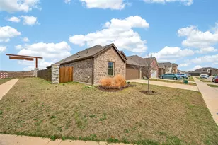 10201 Torch Light Ln, Aubrey, TX 76227 - Photo 29