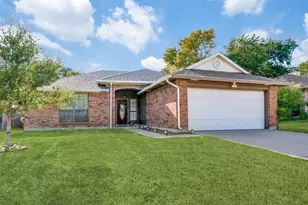 2113 McIntosh Dr, Garland, TX 75040 - Photo 1