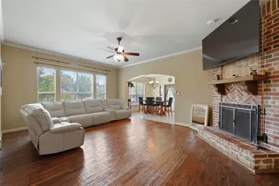 5132 Southpoint Drive, Arlington, TX 76017 - Photo 5