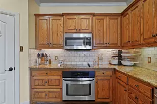 5132 Southpoint Dr, Arlington, TX 76017 - Photo 7