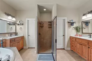 5132 Southpoint Dr, Arlington, TX 76017 - Photo 13