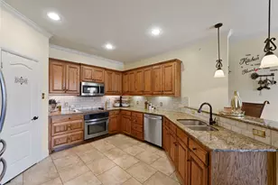 5132 Southpoint Dr, Arlington, TX 76017 - Photo 5