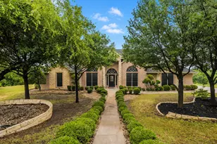 117 Danielle Dr, Hudson Oaks, TX 76087 - Photo 1