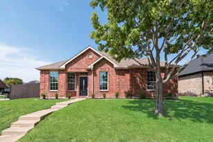 4005 Carrington Dr, Garland, TX 75043 - Photo 3