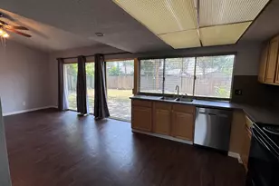 1610 Kingston Dr, Grand Prairie, TX 75051 - Photo 15