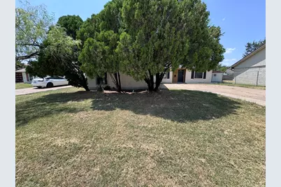 1610 Kingston Drive, Grand Prairie, TX 75051 - Photo 35