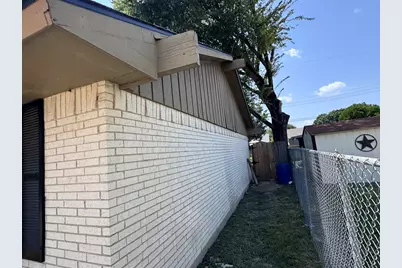 1610 Kingston Drive, Grand Prairie, TX 75051 - Photo 37