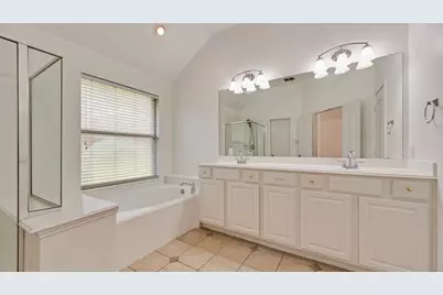 2311 Forest Park Circle, Mansfield, TX 76063 - Photo 17