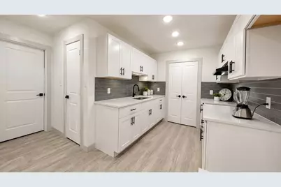 2126 Marfa Avenue, Dallas, TX 75216 - Photo 5