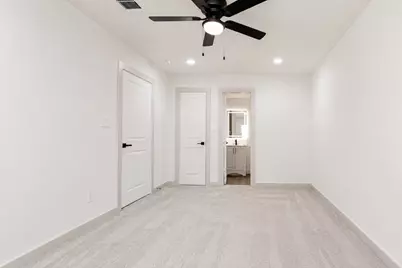 2126 Marfa Avenue, Dallas, TX 75216 - Photo 7