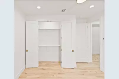 1334 E Kiest Boulevard, Dallas, TX 75216 - Photo 19