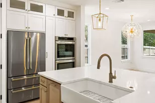 1334 E Kiest Blvd, Dallas, TX 75216 - Photo 5