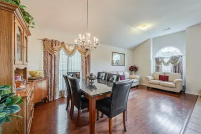 5804 Silver Sage Lane, Grand Prairie, TX 75052 - Photo 5