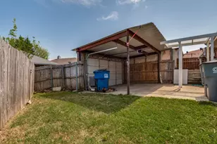 917 Westover Dr, Lancaster, TX 75134 - Photo 11