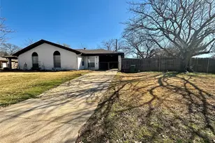 800 Irwin Dr, Hurst, TX 76053 - Photo 1