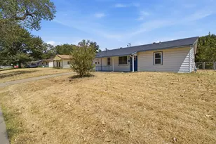 804 Aransas Dr, Euless, TX 76039 - Photo 3