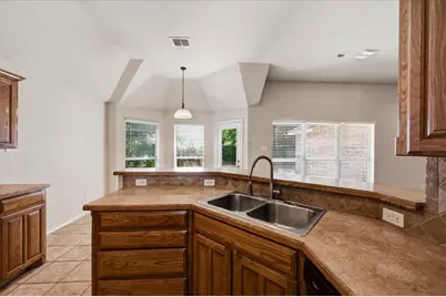 7408 Rolling Hills Drive, Benbrook, TX 76126 - Photo 15
