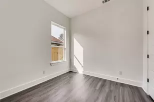 3811 Aransas St, Dallas, TX 75212 - Photo 17