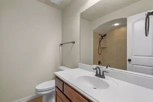 2800 Cole Castle Dr, Lewisville, TX 75056 - Photo 29