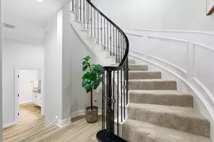 748 Rockingham Dr, Irving, TX 75063 - Photo 3