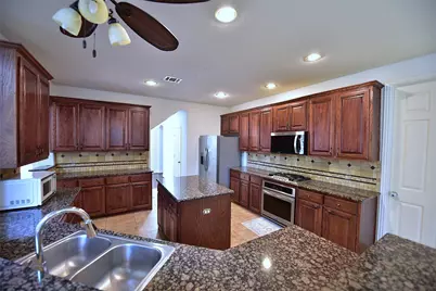 1125 Waterford Way, Allen, TX 75013 - Photo 9