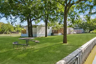 2437 Grapevine Ct, Weatherford, TX 76087 - Photo 9
